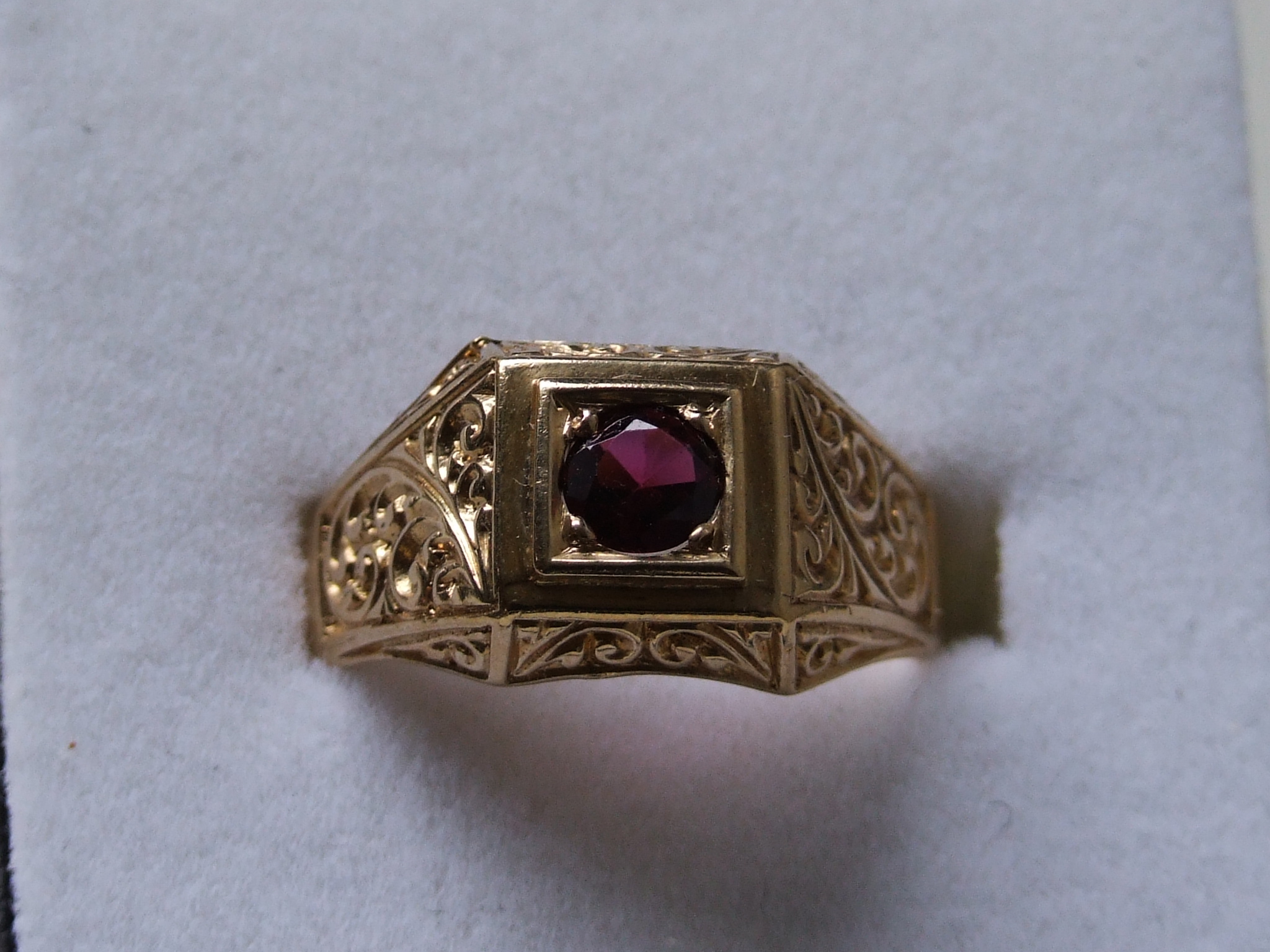 16 # 134 Garnet Signet Ring